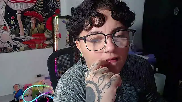 Snapshot of isabeautyx19 chatting on 07-01-26, 01:29 isabeautyx19 online show from 07-01-26, 01:29