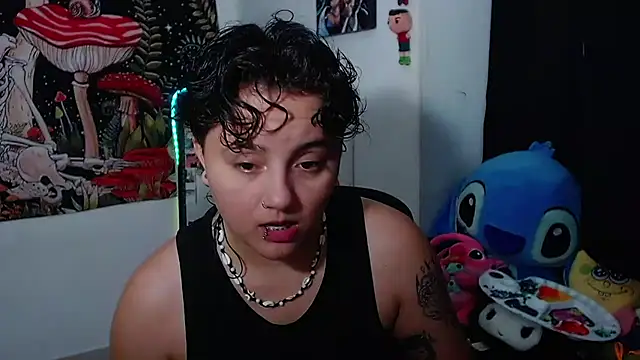 Snapshot of isabeautyx19 chatting on 07-13-26, 01:30 isabeautyx19 online show from 07-13-26, 01:30