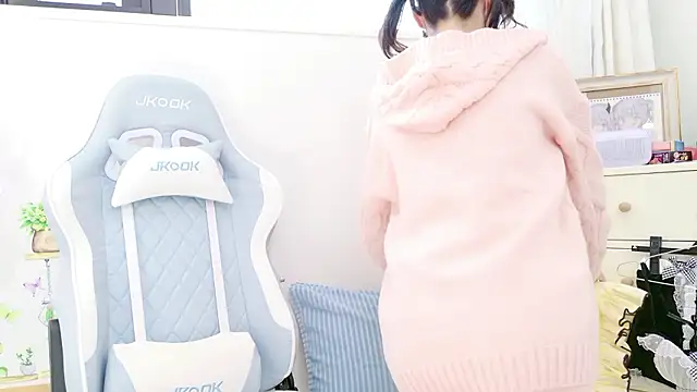 -minami- online show from 11-22-25, 03:05