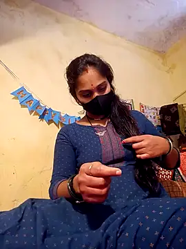 Snapshot of Hi_Radhika chatting on 01-27-25, 07:45 Hi Radhika online show from 01-27-25, 07:45