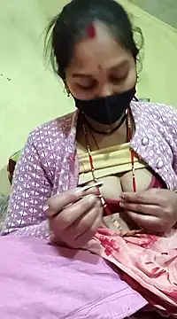 Snapshot of Hi_Radhika chatting on 02-01-25, 05:05 Hi Radhika online show from 02-01-25, 05:05