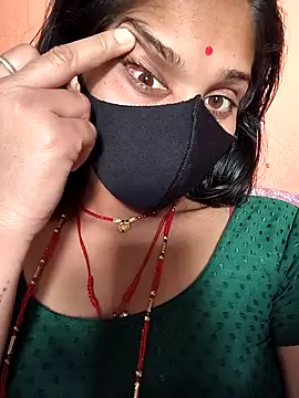 Snapshot of Hi_Radhika chatting on 02-22-25, 09:01 Hi Radhika online show from 02-22-25, 09:01