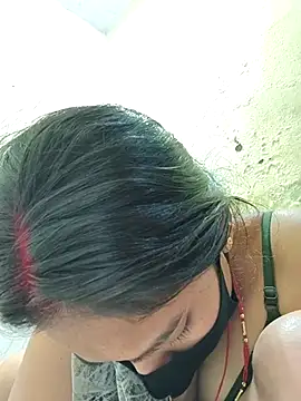 Snapshot of Hi_Radhika chatting on 03-08-25, 01:17 Hi Radhika online show from 03-08-25, 01:17