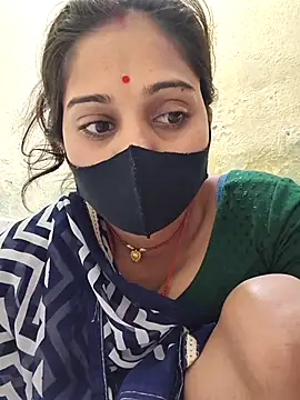 Snapshot of Hi_Radhika chatting on 03-10-25, 01:56 Hi Radhika online show from 03-10-25, 01:56