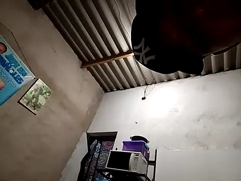 Snapshot of yoryisexi chatting on 09-18-25, 03:30 yoryisexi online show from 09-18-25, 03:30