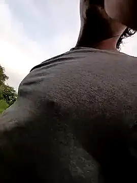 Snapshot of yoryisexi chatting on 10-16-25, 01:34 yoryisexi online show from 10-16-25, 01:34