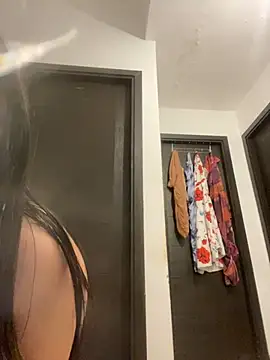 Snapshot of Hot-Sarah-arab chatting on 12-14-24, 08:45 Hot-Sarah-arab online show from 12-14-24, 08:45