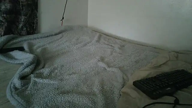 Snapshot of Babyboyy803 chatting on 07-10-26, 07:38 Babyboyy803 online show from 07-10-26, 07:38