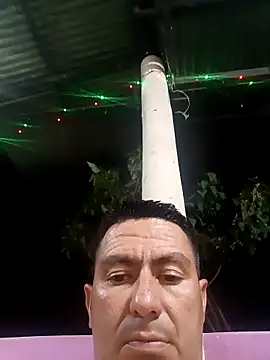 walwan85 online show from 12-19-25, 01:12