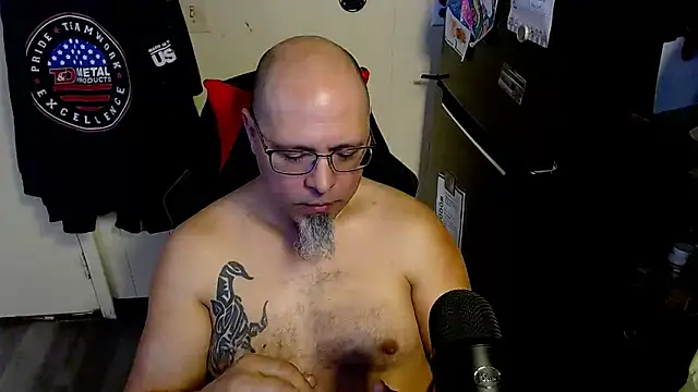 KrazyLegz online show from 02-14-26, 04:48