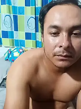 Snapshot of piton77 chatting on 02-05-25, 04:37 piton77 online show from 02-05-25, 04:37