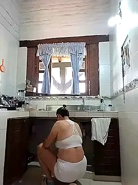 Snapshot of piton77 chatting on 10-12-25, 11:37 piton77 online show from 10-12-25, 11:37