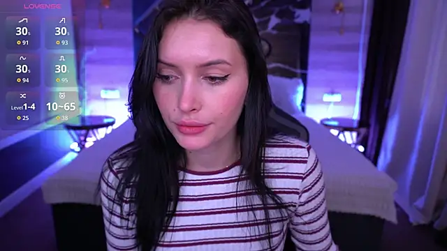 MilaSecrett online show from 10-11-25, 01:20