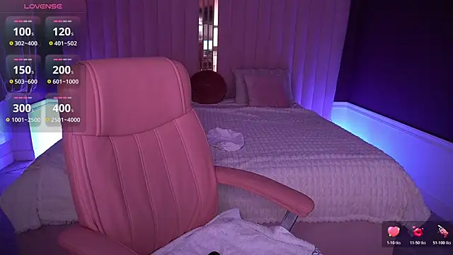 MilaSecrett online show from 11-12-25, 02:06