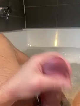 LivingLegend1978 online show from 02-16-25, 09:59