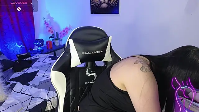 Majuu   online show from 11-27-25, 12:40