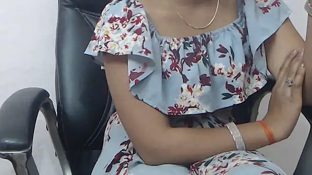 Snapshot of wildbabes chatting on 03-04-25, 11:54 wildbabes online show from 03-04-25, 11:54