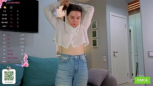 DonnaBurkee online show from 10-16-25, 04:57