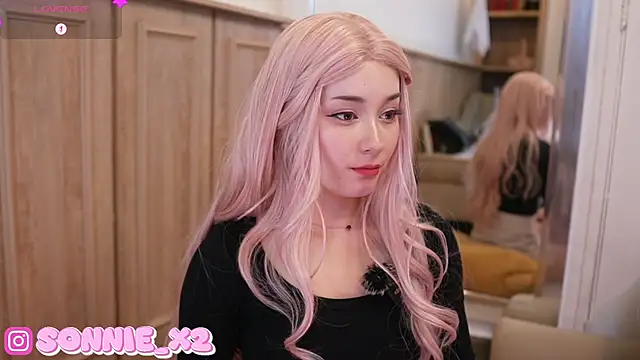Sonnie  online show from 02-10-25, 04:04