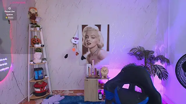 Snapshot of SALOOMEE__ chatting on 02-13-26, 10:55 SALOOMEE online show from 02-13-26, 10:55