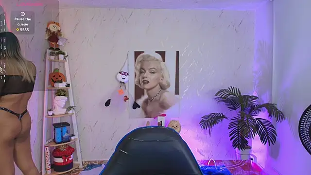 Snapshot of SALOOMEE__ chatting on 02-23-26, 10:12 SALOOMEE online show from 02-23-26, 10:12