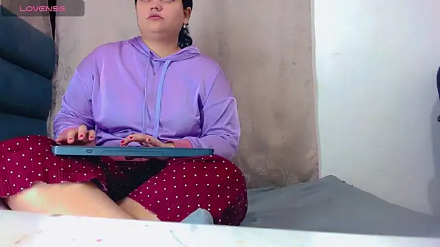 brunnette hot online show from 01-09-26, 10:29