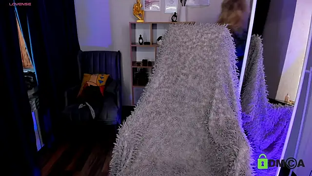 Snapshot of MalenaErnman chatting on 03-05-25, 10:55 MalenaErnman online show from 03-05-25, 10:55