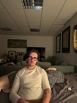 Snapshot of hardmecl chatting on 01-08-25, 05:48 hardmecl online show from 01-08-25, 05:48