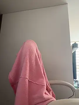 pamell col online show from 12-20-25, 03:41