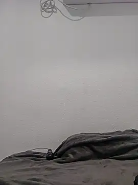 Iliketocooksquirt25 online show from 02-04-26, 09:53