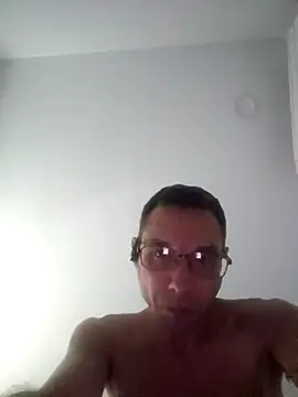 Snapshot of Iliketocooksquirt25 chatting on 05-11-26, 12:38 Iliketocooksquirt25 online show from 05-11-26, 12:38