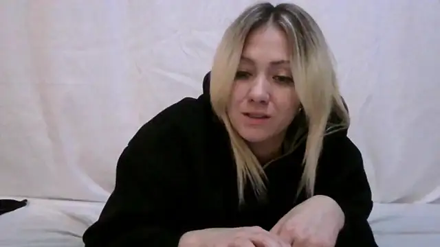 SallyCumLaude online show from 02-26-25, 05:42