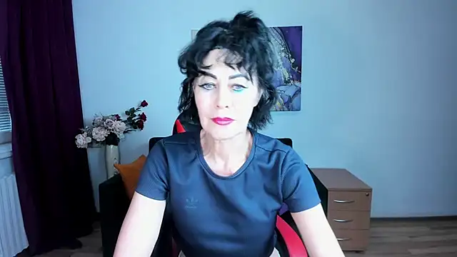 Snapshot of Silvia_Wallec chatting on 06-14-26, 05:15 Silvia Wallec online show from 06-14-26, 05:15