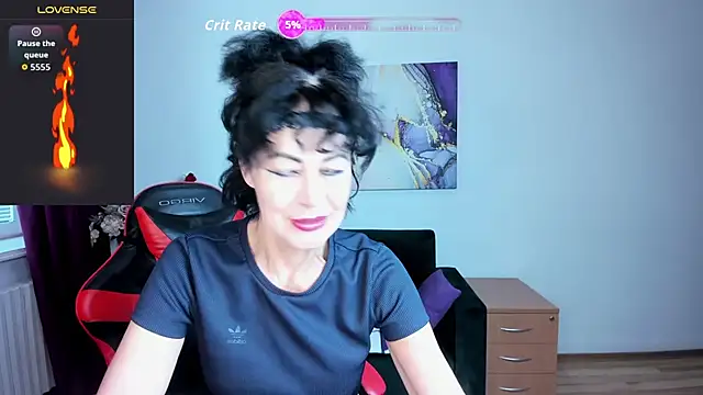 Snapshot of Silvia_Wallec chatting on 06-17-26, 05:43 Silvia Wallec online show from 06-17-26, 05:43