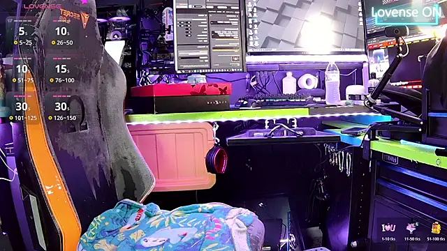 famousALYX online show from 02-15-26, 09:08