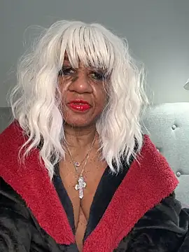 BreanaDivine online show from 03-08-25, 08:25