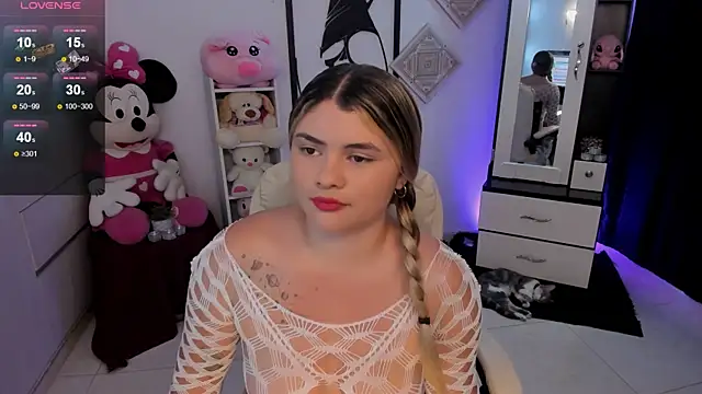 chloejones   online show from 02-06-25, 10:21