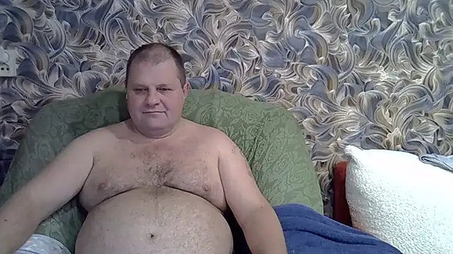 Nilola6 online show from 11-18-25, 01:04