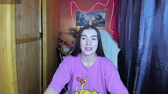 Snapshot of Fiery_Brunette_ chatting on 01-04-25, 05:58 Fiery Brunette online show from 01-04-25, 05:58