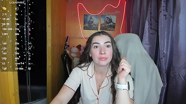 Snapshot of Fiery_Brunette_ chatting on 02-26-25, 11:30 Fiery Brunette online show from 02-26-25, 11:30