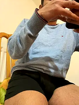 Snapshot of rhuh3991 chatting on 12-01-24, 11:14 rhuh3991 online show from 12-01-24, 11:14