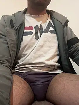 Snapshot of rhuh3991 chatting on 01-07-25, 10:08 rhuh3991 online show from 01-07-25, 10:08