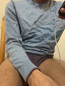 Snapshot of rhuh3991 chatting on 01-21-25, 01:54 rhuh3991 online show from 01-21-25, 01:54