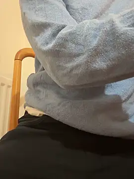 Snapshot of rhuh3991 chatting on 02-23-25, 10:28 rhuh3991 online show from 02-23-25, 10:28