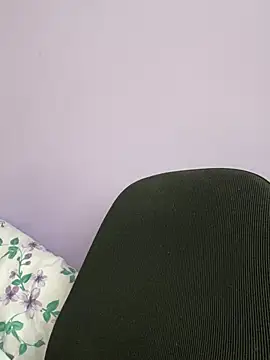 hannahb-e online show from 02-04-25, 09:31