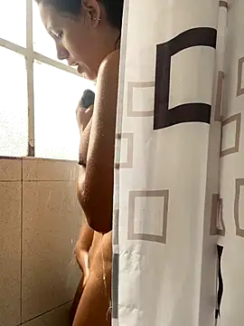 hannahb-e online show from 12-04-25, 02:15