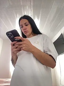 hannahb-e online show from 03-03-26, 04:13