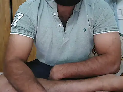 Snapshot of Tamil_Boy28 chatting on 01-15-25, 04:43 Tamil Boy28 online show from 01-15-25, 04:43