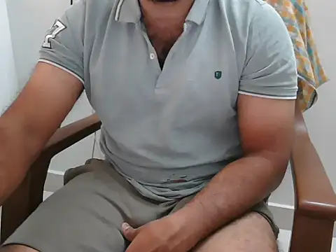 Snapshot of Tamil_Boy28 chatting on 03-03-25, 03:52 Tamil Boy28 online show from 03-03-25, 03:52