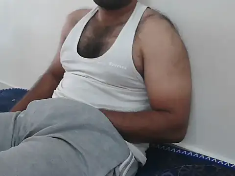 Snapshot of Tamil_Boy28 chatting on 10-07-25, 07:05 Tamil Boy28 online show from 10-07-25, 07:05